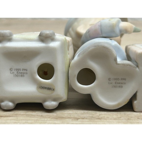 1995 Enesco Precious Moments Sugar Town Lighted Train Station Porcelain Set - Picture 16 of 16